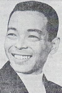 村越伊知郎